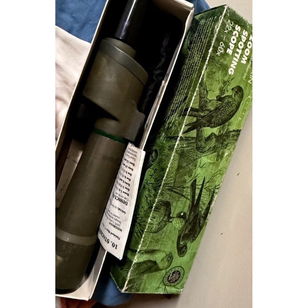 The Merlin Zoom scope spotting  22x-60x vintage birdwatching